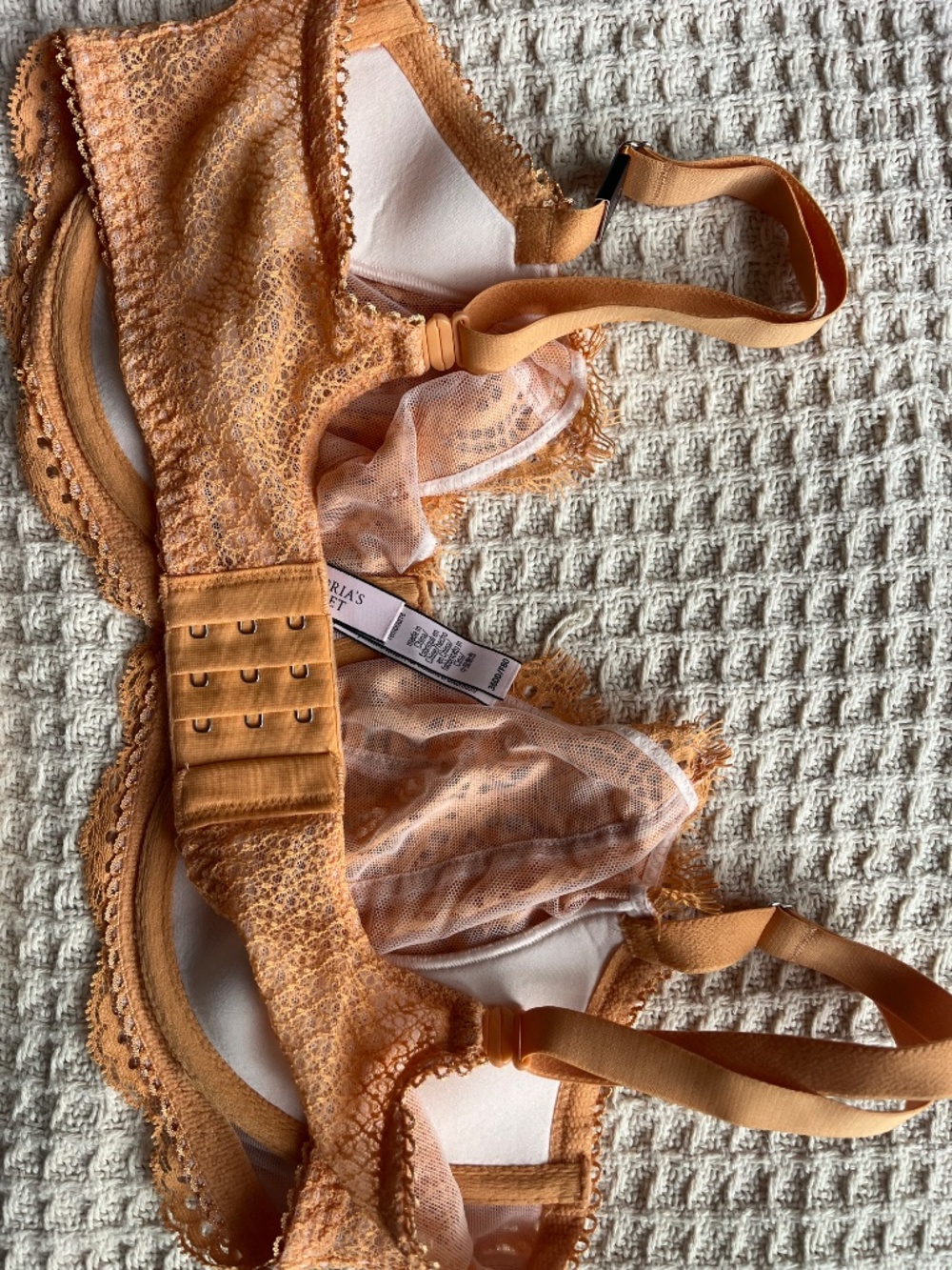 Victoria Secret Bra NWT - Picture 3 of 7